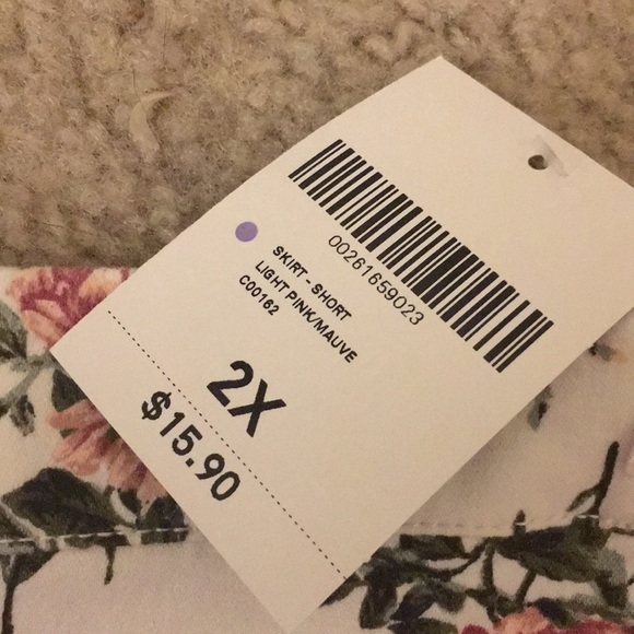 Forever 21 mini skirt - Picture 2 of 3